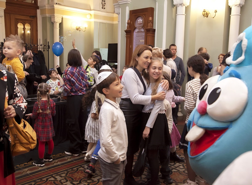 Пятая семейная благотворительная ярмарка в Синагоге