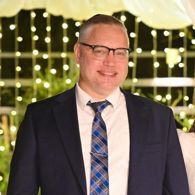 Ури Суперфин