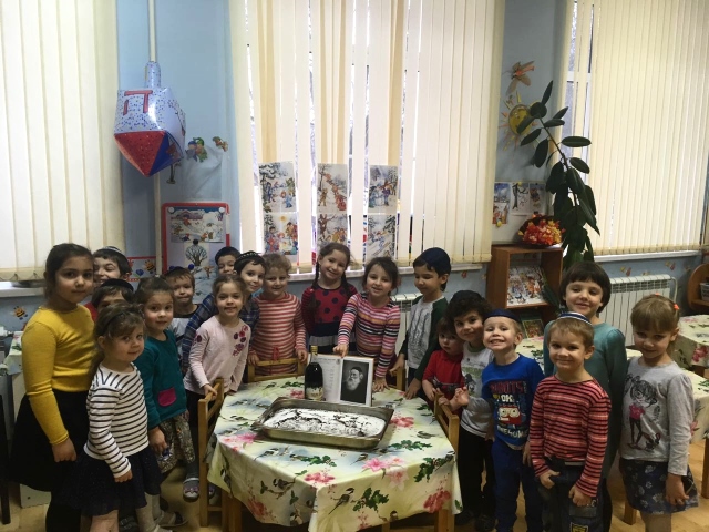 19 Кислева в еврейской общине СПб для детей