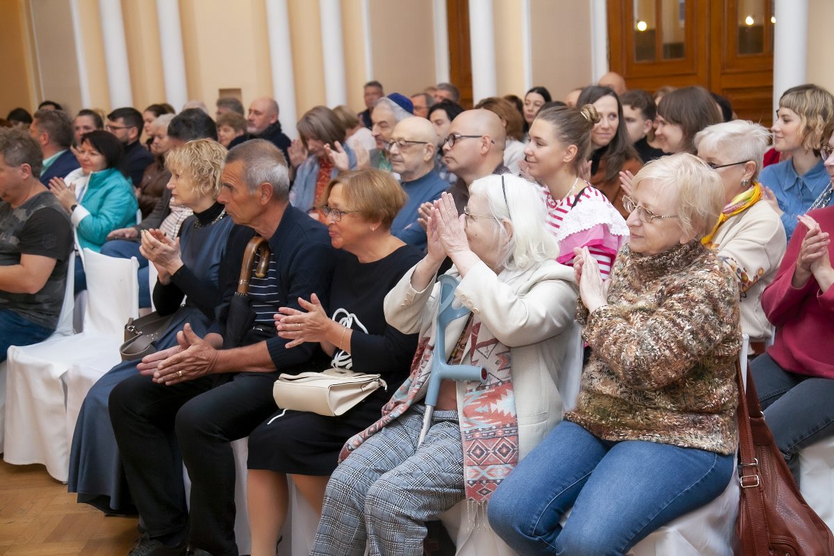 Концерт группы Лакоча