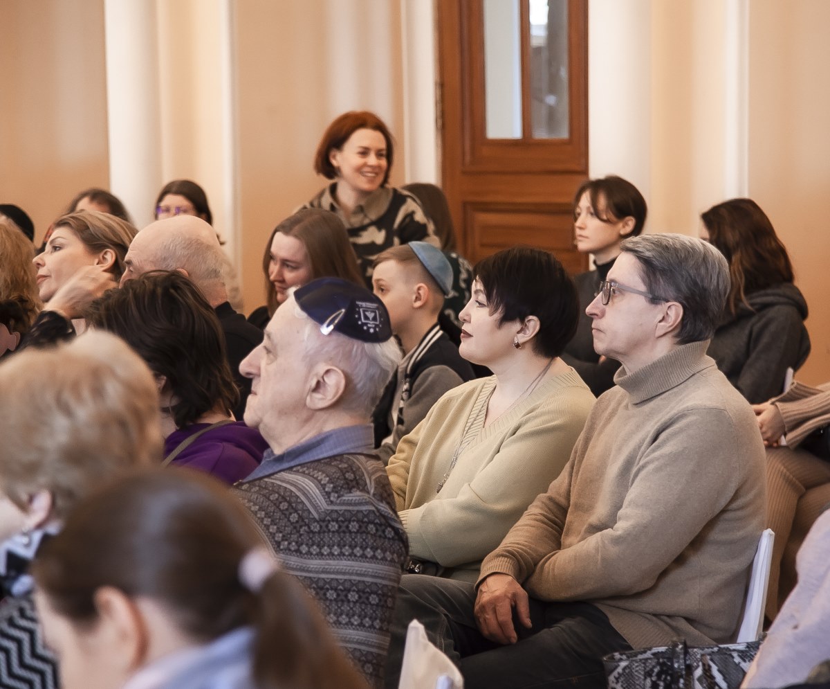 В Синагоге состоялась встреча с худруком театра Шалом