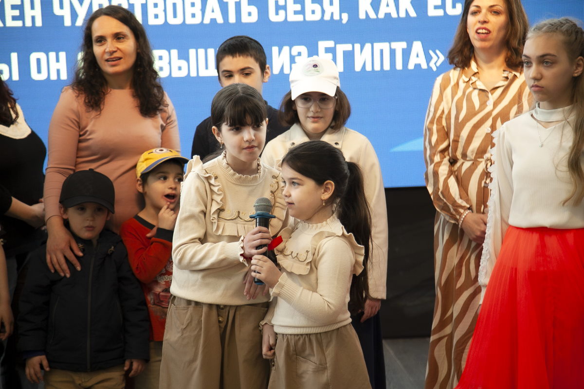Лаг Баомер за городом в еврейской общине СПб 2025