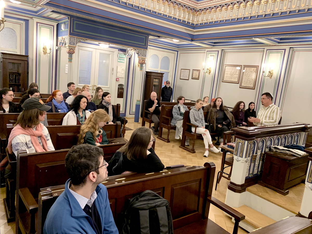 Открылась программа Знакомьтесь Синагога и евреи