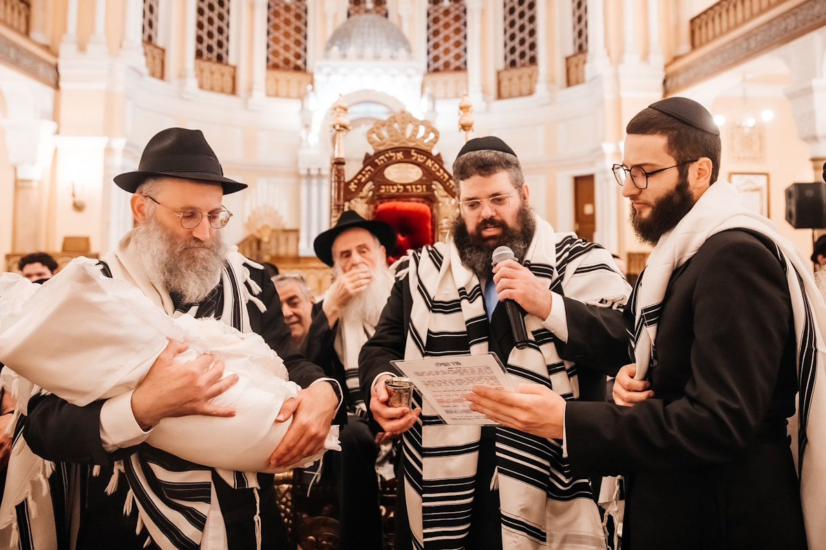 Брит у внука раввина Шауля Брука поздравление