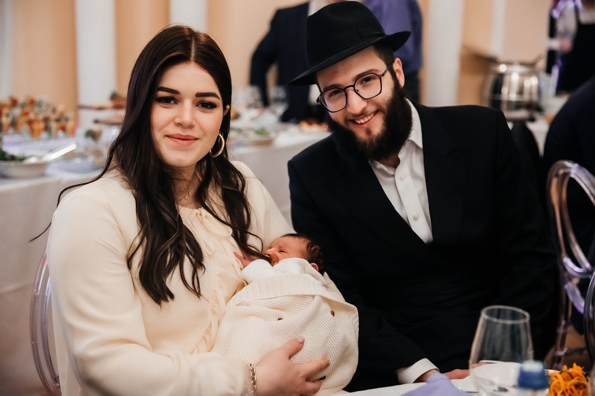 Брит у внука раввина Шауля Брука поздравление