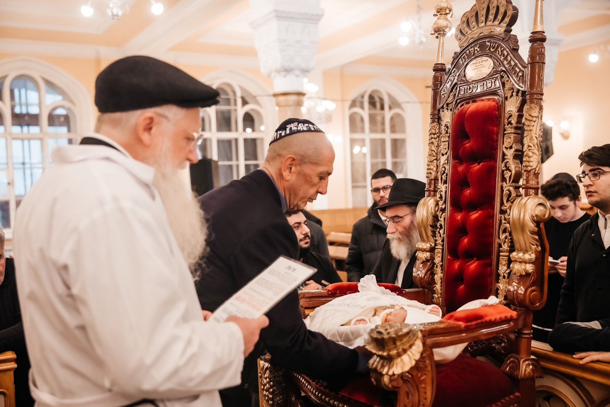 Брит у внука раввина Шауля Брука поздравление