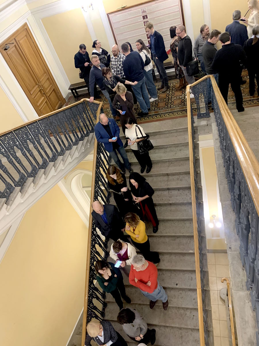 В Синагоге прошел моноспектакль Александра Мицкевича