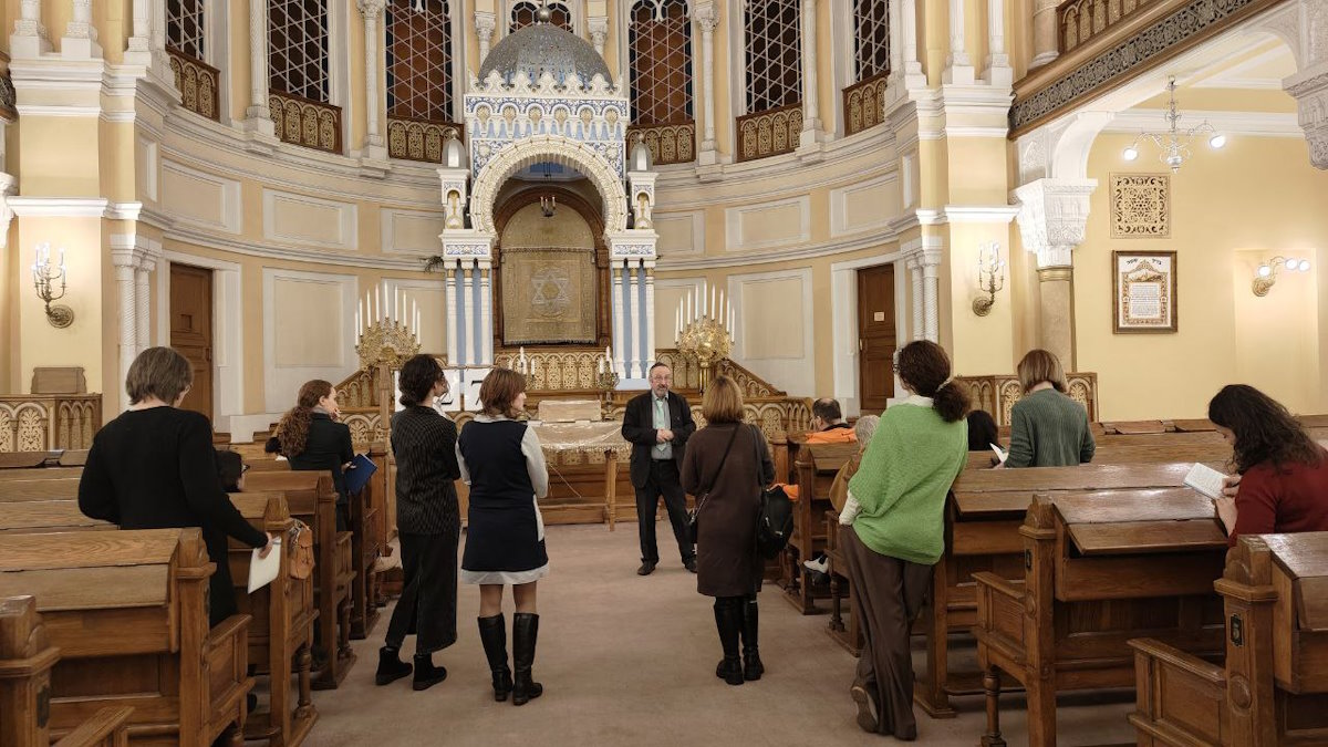 занятие в школе гидов