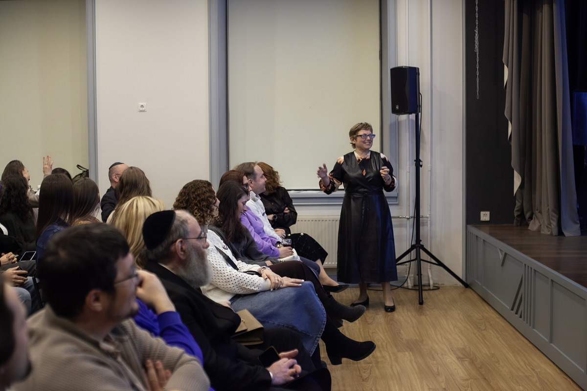 Еврейская школа Менахем Петербург 30 лет